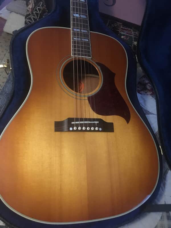 Gibson Vintage Hummingbird