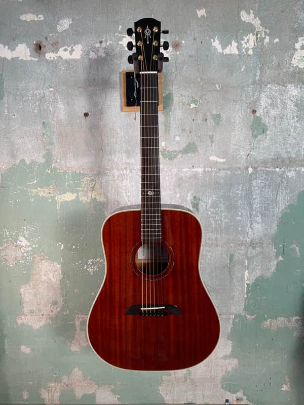 Alvarez Yairi Honduran Masterworks Dreadnought Acoustic Guitar w/OHSC #77936 image 1