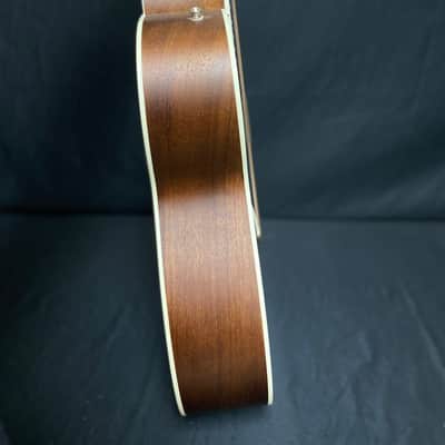 Fender Paramount PS-220E image 8