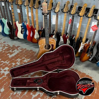 Taylor 710 Model Year 1997 image 3