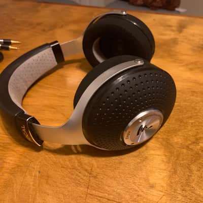 Focal Elegia image 5