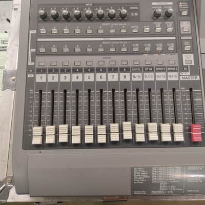 Roland VS1680 image 2