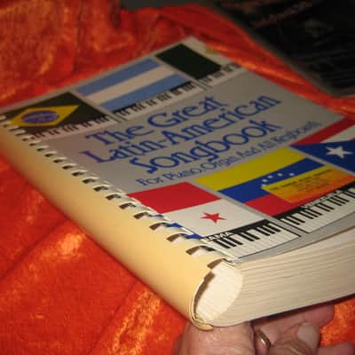 Ekay Music The Great Latin-American SongbookSpiral Bound 432 Pages Giant Book Piano - Vocal - Guitar image 16