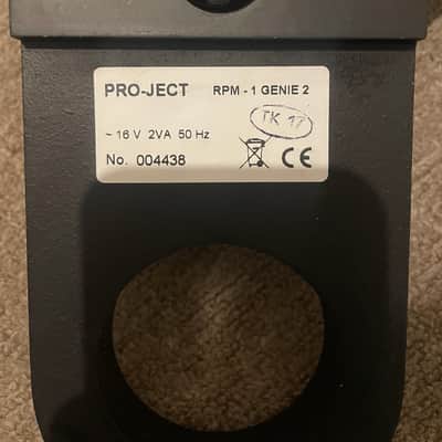 Pro-Ject Elemental Turntable Elemental Turntable RPM-1 GENIE 2 image 4