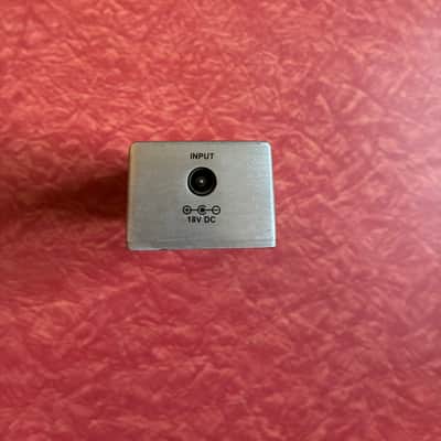 MXR M239 Mini Iso-Brick Power Supply 2018 - Present - Silver image 2