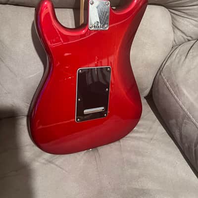 Fender Standard Stratocaster 2013 - Candy apple red image 3