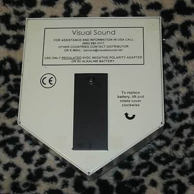 used Visual Sound Route 66 Overdrive & Compression 1st ver of orig model RT66 (late 1990s) only works with adapter (NOT included), has battery clip - but can't power a battery clip (don't know why) + new feet & strings image 7
