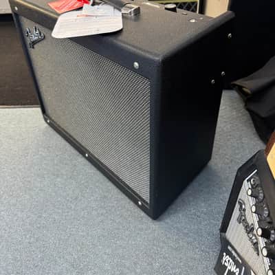 Fender Mustang GTX100 100-Watt 1x12" Digital Modeling Guitar Combo 2020 - Present - Black image 2