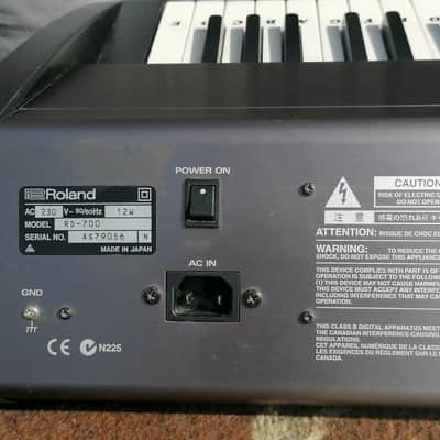 Roland RD-700 88-Key Digital Stage Piano 2001 - 2005 - Black image 8