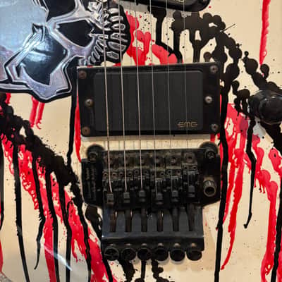 Charvette 170 1990 - Blood splatter image 3