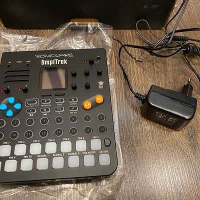Sonicware SmplTrek Portable Production Sampler 2022 - Present - Black image 5