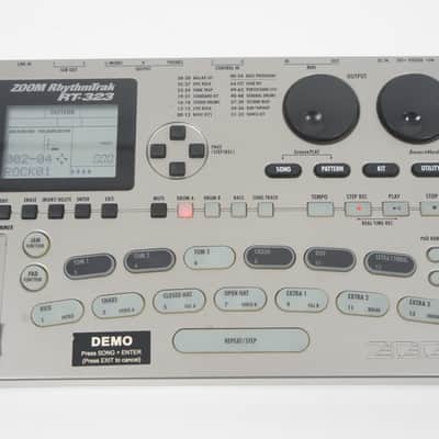 ZOOM RhythmTrak 323 RT-323 Drum Machine Bass Synth w/ 100-240V PSU image 2