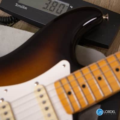 Fender Eric Johnson 1954 Virginia 2 tons sunburst image 7
