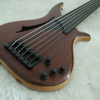 Price drop! Tune WB6 Fretless Natural image 1