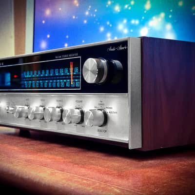 FISHER 122 🔥RARE🔥 Classic Vintage Stereo Receiver image 1