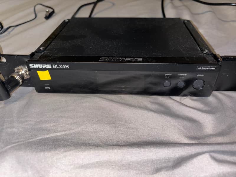 Shure BLX4R image 1