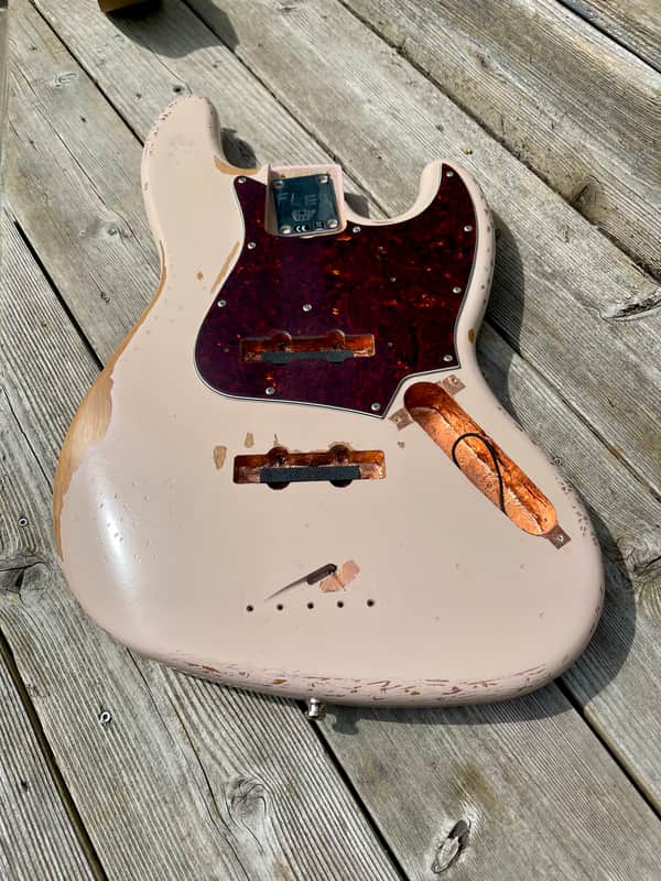Fender Flea jazz bass body 2020 - Shell Pink image 1