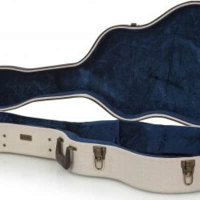 Gator Journeyman Resonator Guitar Deluxe Wood Case