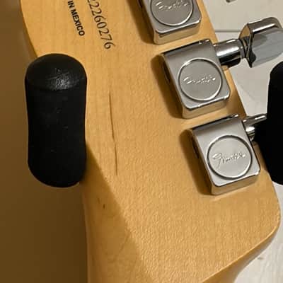 Fender Player Telecaster with Maple Fretboard 2018 - 2024 - 3-Color Sunburst image 15
