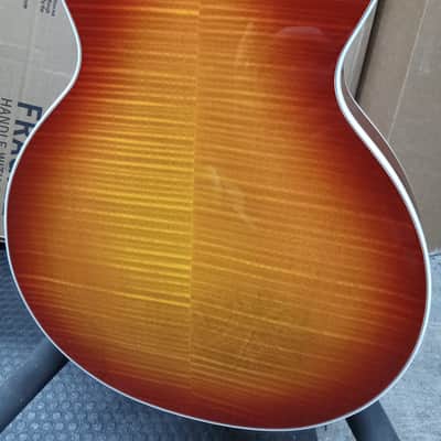 Gibson Les Paul Supreme in Cherry Sunburst (2003) 1st Year Gold Frets Fancy Binding! image 10