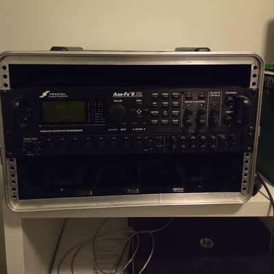Fractal Audio Axe-FX II XL+ with Controller 2015 - 2018 - Black image 2