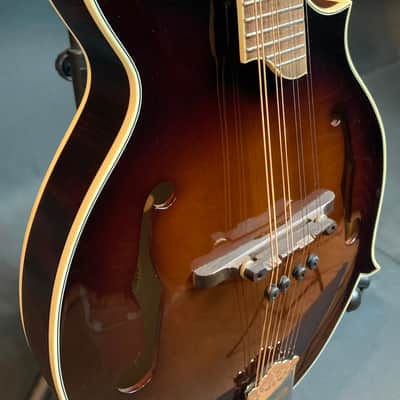 Kentucky KM-805 Artist Series F-Style Mandolin Amber Burst Finish w/ Case image 6