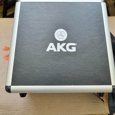 AKG P420 Perception 420 Multi-Pattern Large-Diapraghm Condenser Microphone 2010s - Black image 8