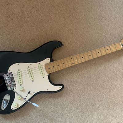 Squier  Stratocaster Korea   1993 in Black image 1