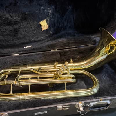 Conn Baritone Front detachable Bell - Lacquer image 16