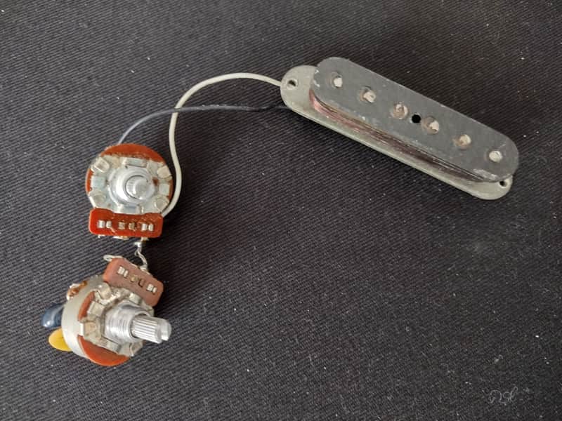 1978 Fender Musicmaster pickup with original pots image 1