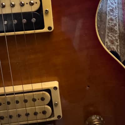 Hamer Sunburst 1979 all Original - Factory Special Binding - Crown Inlays - w/OHSC  - CLEAN AND RARE image 3