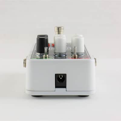 ELECTRO HARMONIX NANO BATTALION BASS PREAMP image 5