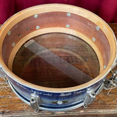 1950s Slingerland No. 151 Student Model 5.5x14 Radio King Snare Drum Blue / White Duco image 9