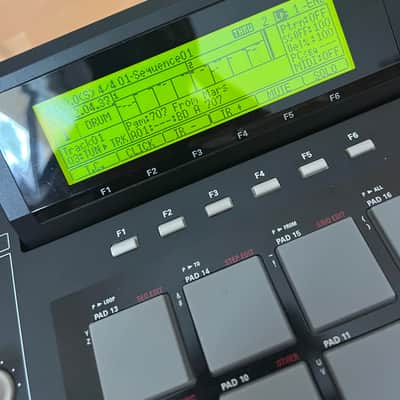 Akai MPC2500 Music Production Center 2005 - 2013 - Black image 2