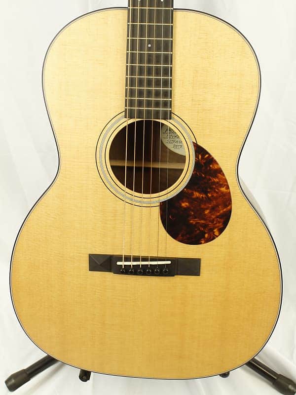 Breedlove Revival OOO Custom 2009 Sitka Spruce / Walnut image 1