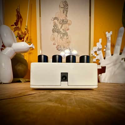 Electro-Harmonix Mel9 Tape Replay Machine 2016 - Present - White image 3