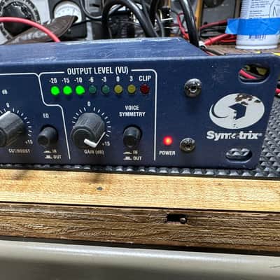 Symetrix 528E Channel Strip Mic Pre Parametric EQ Comp image 6