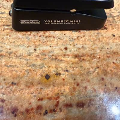 Dunlop DVP4 Volume X Mini Pedal 2016 - Present - Black image 2