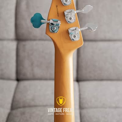 Fender  Professional II - Blue image 5