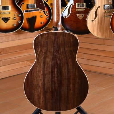 Taylor GT 811e Natural image 11