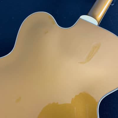 Video! Unreleased 1993 Gibson R+D Chet Atkins Country Gentleman 100th Anniversary 1994 - All Gold w/ Diamond Headstock + Block Inlays image 16