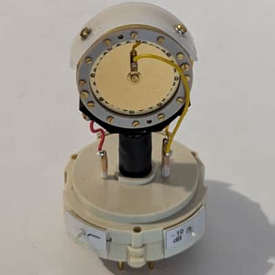 IMMACULATE U 87 Ai W/ HARD SHELL CASE image 12