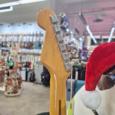 Fender 70th Anniversary American Vintage II '54 Stratocaster 2024 - 2-Color Sunburst image 6