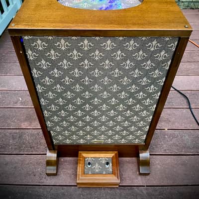 Rotary Connection 2 speed portable Leslie/Rotary lite up guitar speaker cab with 2 button footswitch! BIG CTS 15x9 vintage speaker inside. 2 inner bulbs that change with the speed changes. Real vintage hardwoods. 2026 - Wood image 20