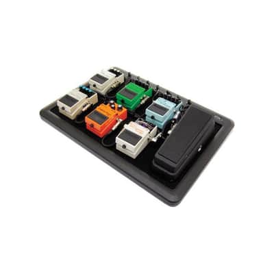 SKB 1SKB-PS-8 8-Port 9VDC Powered Pedalboard with Bag image 4