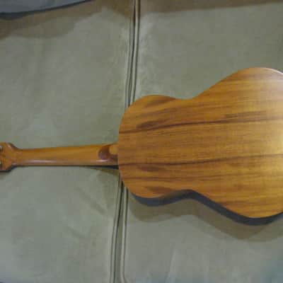 Kamaka tenor 6 string ukulele image 4