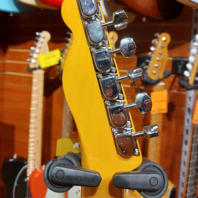Fender American Vintage II '77 Telecaster Custom with Maple Fretboard - Black image 5
