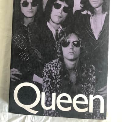 Queen The Early Years by Mark Hodkinson Biography Music Book image 1