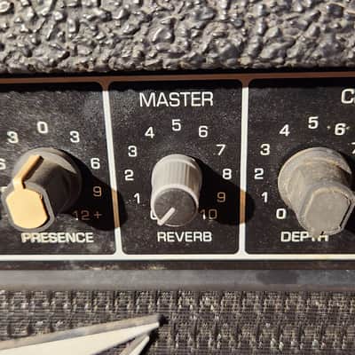 Peavey Classic Chorus 130 2x12" 130-Watt Combo Community Speakers image 4