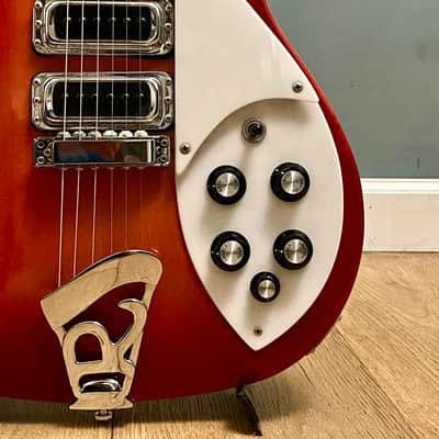 Rickenbacker 320 1979 - Fireglo image 7